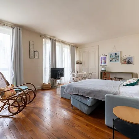 Апартаменты Peaceful & Inviting 2bd Apartmentlatin Quarter *